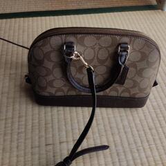 COACHの画像