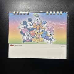 【未開封】ディズニー　2025年　卓上カレンダー