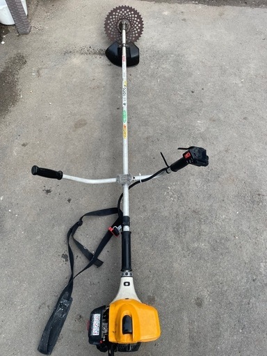RYOBI草刈り機　EKK2620