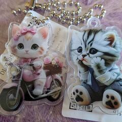 キャットキーホルダー4個セット（新品）の画像