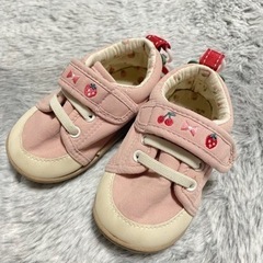 ベビー幼児ピンクのお靴