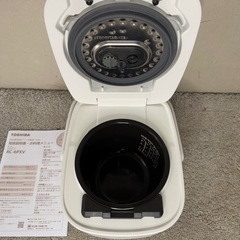 【94】【極美品！】TOSHIBA 炊飯器 RC-6PXV 2024年製