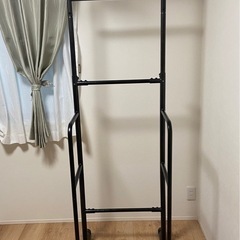 懸垂　チンニングバー　ぶら下がり健康器