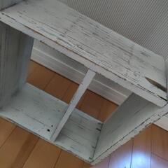 アンティーク風ディスプレイ棚　シャビーシックの画像