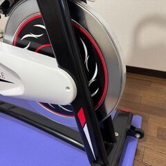 近隣配達　スピンバイク　エアロバイク美品の画像