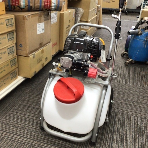 【店頭引取限定】【未使用品】 KOSHIN 工進 エンジン式小型動噴霧器 44,000円→41,800(税込)にお値下げ中！