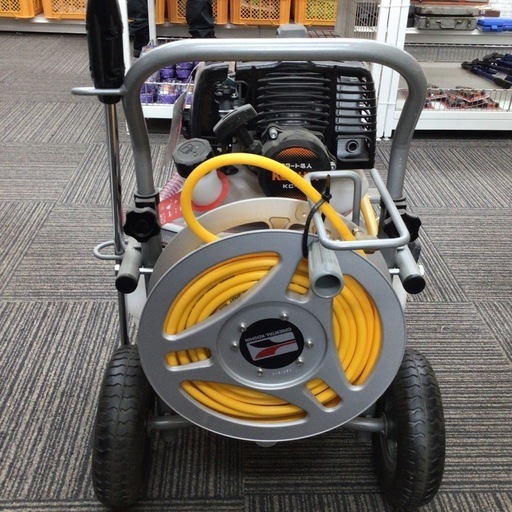 【店頭引取限定】【未使用品】 KOSHIN 工進 エンジン式小型動噴霧器 44,000円→41,800(税込)にお値下げ中！