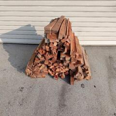 【値下げ】薪（廃材、端材等）　100円/束の画像
