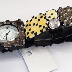 時計　ハンドメイド　1点物です！カラー：黄色の画像