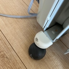 デロンギ　オイルヒーター HJ0812の画像