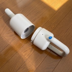 【値下げ】紙パック不要の2Wayコードレスハンディ掃除機の画像