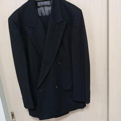 懐かしいJUNブランドのダブルスーツです。