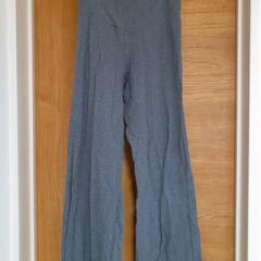 [値下げしました！]マタニティ服 計3点(パンツ2点、ワンピース1点)の画像