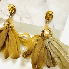 【新品】ハンドメイドピアス18の画像