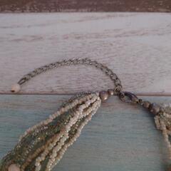 【中古品】ビーズ10連ネックレスの画像