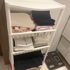 【ぬまちさま予約済み】キャスター付き3段収納ラック　白　美品　歪...