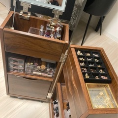 元値16,000円　移動式ドレッサー　化粧台