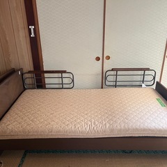 電動リクライニングベッド/高さ調整可能/リモコン付き