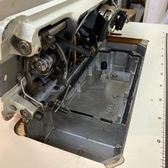 【お話し中】現役！整備済　TOYOTA製　工業用　ミシンの画像