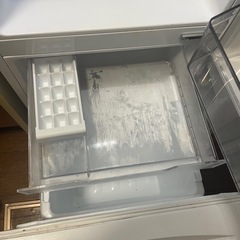 東芝冷凍冷蔵庫の画像