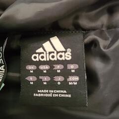 adidasダウンコートロングの画像