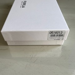 FURLAの長財布の箱とタグ プレゼント 贈り物の画像