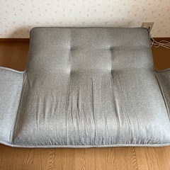 1人〜2人掛けソファー　グレーの画像