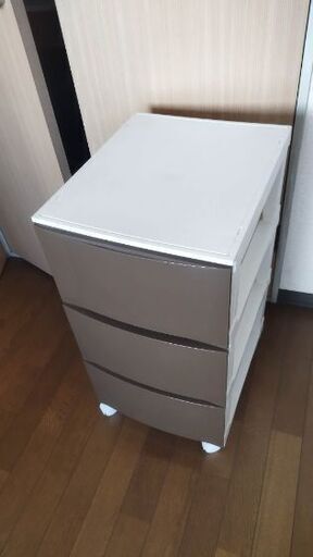衣類収納ケース　クローゼットに