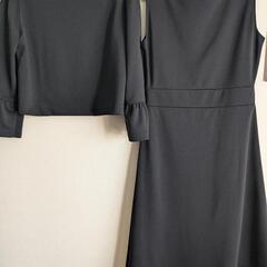 女性用フォーマル服の画像