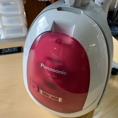 2009年製　Panasonic 掃除機　MC-K9Jの画像
