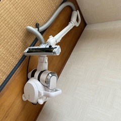 東芝製の掃除機です