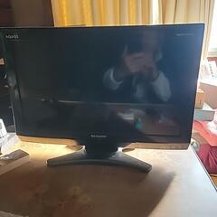 シャープ　液晶テレビ　LC-20E7