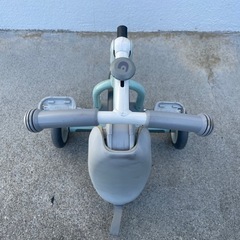 子供用三輪車（D–bike）の画像