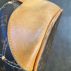 LOUIS VUITTON 　リヴェットの画像