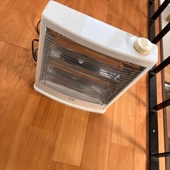 電気ストーブの画像