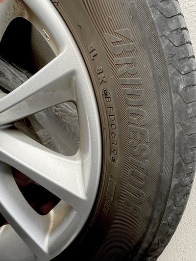 SUBARU純正ホイール&ノーマルタイヤ　205/55/R16 溝残3-4ミリ