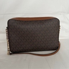MICHAEL KORS ツョルダーバクの画像