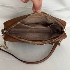 MICHAEL KORS ツョルダーバクの画像