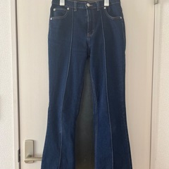 ブーツカットデニム　ピンタックフレアデニムパンツ[cu384] ...
