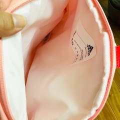 未使用　adidas アディダス　スポーツリュック　リュックサック　ピンク　通学　習い事　遠足にいかがですか？、の画像