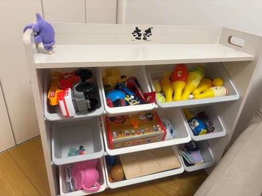 決まりました。おもちゃの棚