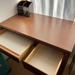 アンティーク風デスク の画像