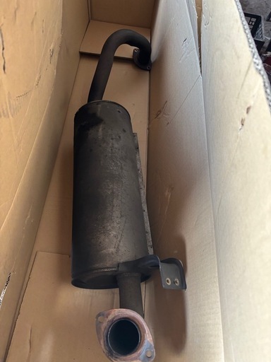 車高調 ハイラックス ハイエース ダットラ？ 車高調 ハイラックス