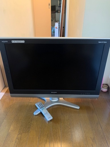 シャープAQUOS \n32型テレビ