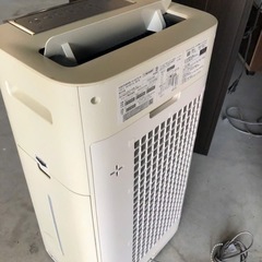 NoA1❗️ KI-GS70-W 加湿空気清浄機 ホワイト系 [適用畳数：31畳 /最大適用畳数(加湿)：18畳 /PM2.5対応]の画像