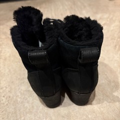 UGG ミニブーツの画像
