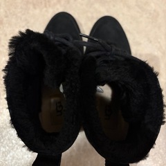 UGG ミニブーツの画像