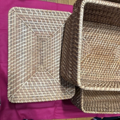 無印良品　重なるラタン長方形バスケットのセット！