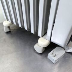 デロンギ De’Longhi オイルヒーター（コンクリート造8畳まで） R730812TFS 8枚フィン【自社配送は札幌市内限定】札幌市白石区☆店頭お引き取り歓迎の画像