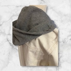新品･未使用ユニセックス･ホワイトデニムジャケット(フード付き)の画像